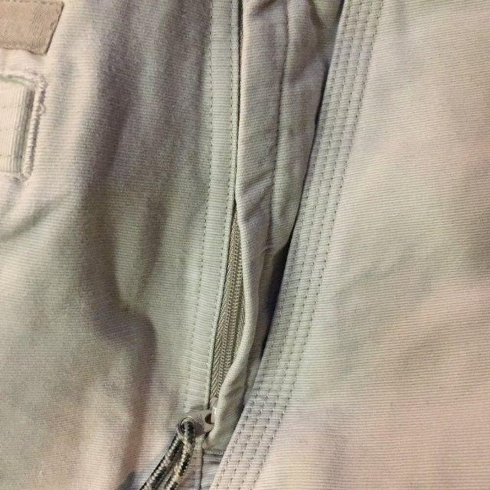 Columbia Tan Casual Shorts Mens 38 Used Outdoor Hiking - Picture 11 of 14